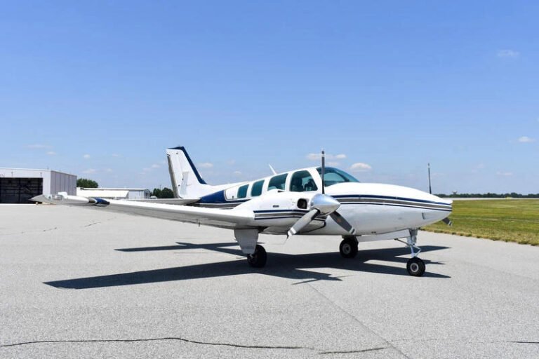 This 1979 Beechcraft Baron 58 Is a Long Distance-Traveling ‘AircraftForSale’ Top Pick This 1979 Beechcraft Baron 58 Is a Long Distance-Traveling ‘AircraftForSale’ Top Pick