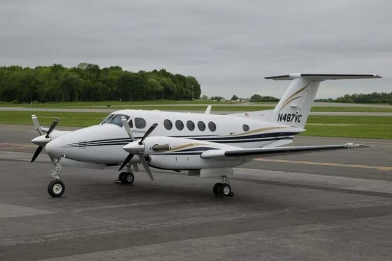 2001 Beechcraft King Air B200 [Credit: Avpro]