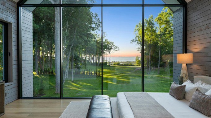 This $7.9 Million Long Island Mansion Has 1,000-Bottle Wine Storage This $7.9 Million Long Island Mansion Has 1,000-Bottle Wine Storage
