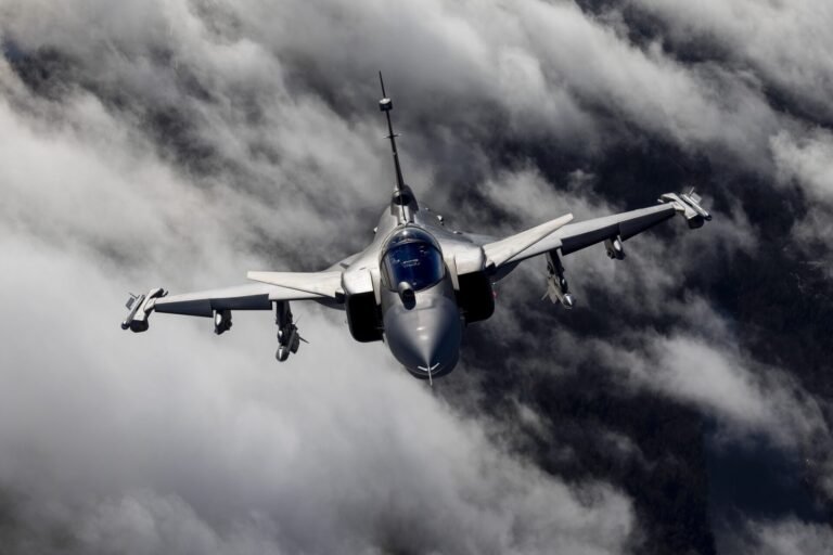 UK pledges $345M for Ukraine’s 16 Gripen fighters UK pledges $345M for Ukraine’s 16 Gripen fighters