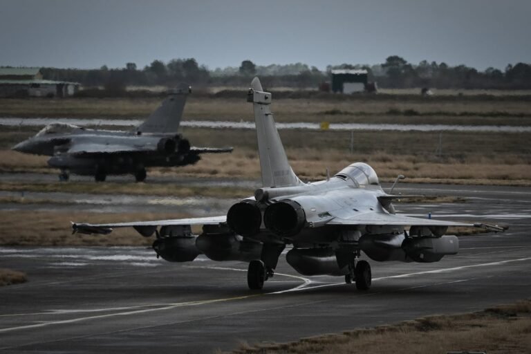 Ukraine agrees on plan to acquire 16 Rafale jets, France’s Macron says Ukraine agrees on plan to acquire 16 Rafale jets, France’s Macron says