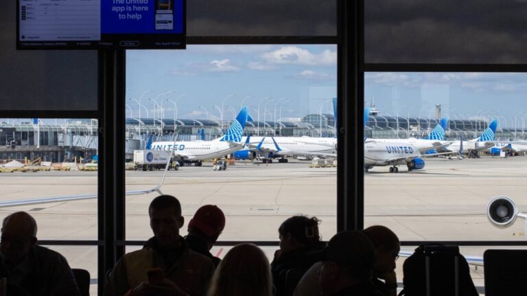 United Airlines Drops 11 Routes From Chicago O’Hare Due To FAA Flight Caps United Airlines Drops 11 Routes From Chicago O’Hare Due To FAA Flight Caps