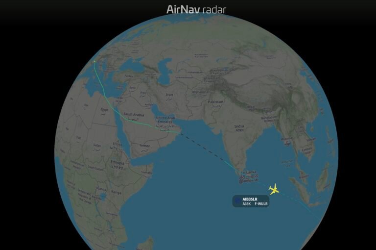 Was today’s 19 hours and 15 minutes the longest Qantas direct flight ever? Was today's 19 hours and 15 minutes the longest Qantas direct flight ever?