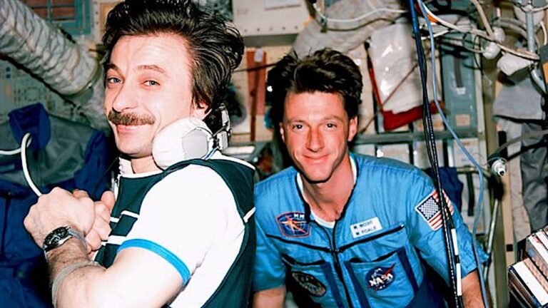 We talk with astronaut Michael Foale about the 1997 Space Station Mir crisis: ‘He took all the blame of the collision on his shoulders’ We talk with astronaut Michael Foale about the 1997 Space Station Mir crisis: 'He took all the blame of the collision on his shoulders'