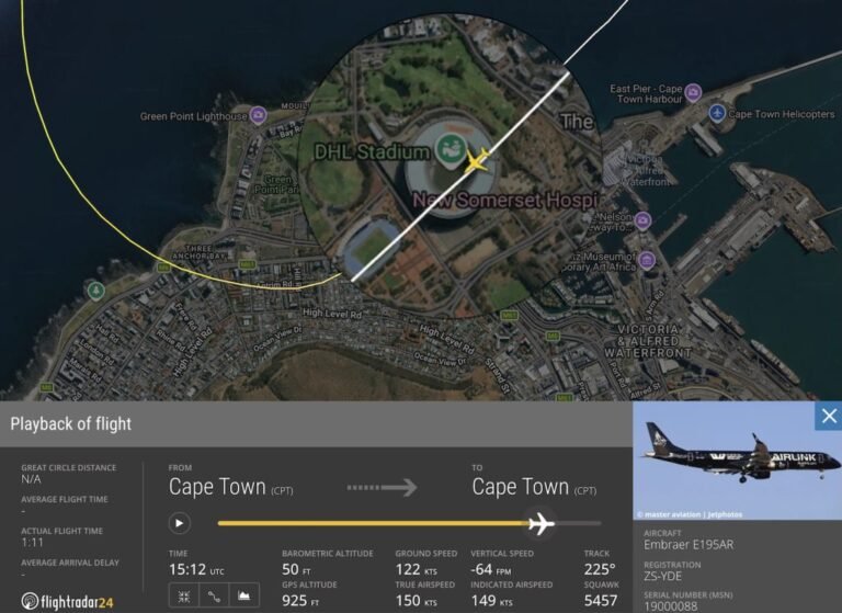 Flightradar24 playback showing the lowest point reached by the Airlink aircraft over DHL stadium in Cape Town.