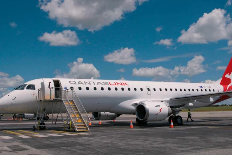 Alliance to reduce E190 fleet operated for Qantas under revised wet-lease deal Air Data News
