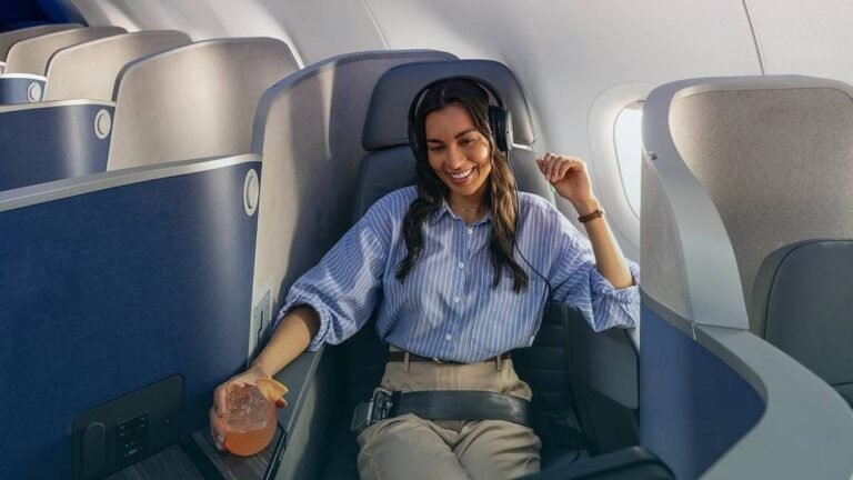 Before Qsuite, This Airline Had A Business Class Suite With A Door Back In 2014 Before Qsuite, This Airline Had A Business Class Suite With A Door Back In 2014