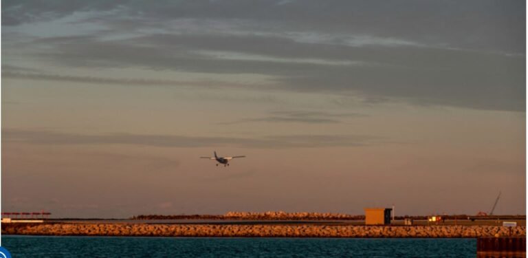 Cleveland Business, Aviation Groups Rally Support For Burke Lakefront Airport Cleveland Business, Aviation Groups Rally Support For Burke Lakefront Airport