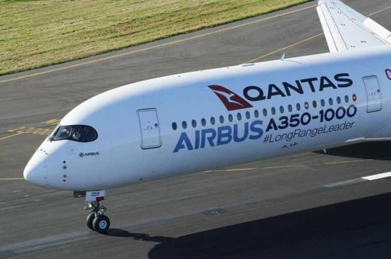 Qantas Airbus A350-1000
