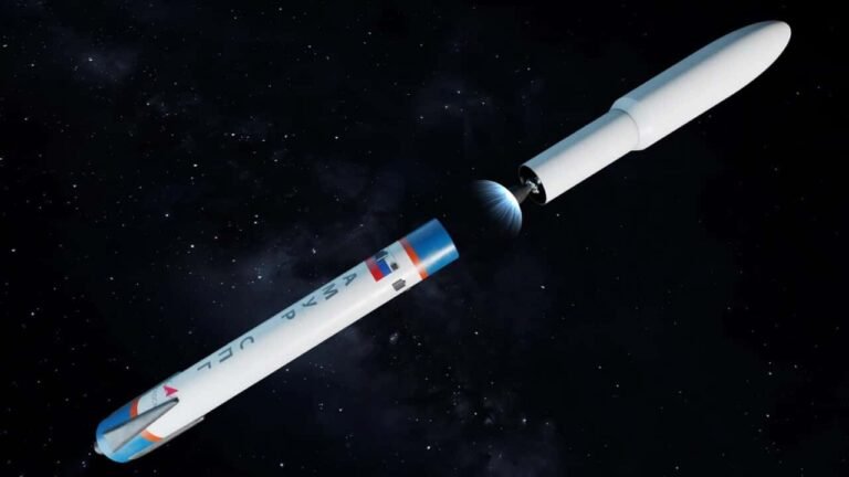 Entwurf für neue russische Raketenfamilie ist fertig Transall C-160D als Löschflugzeug beim Wasserabwurf