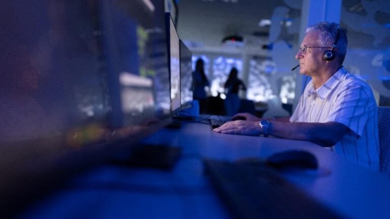 FAA Still Billions Short of Funding Needed for ATC Data Automation air traffic controller