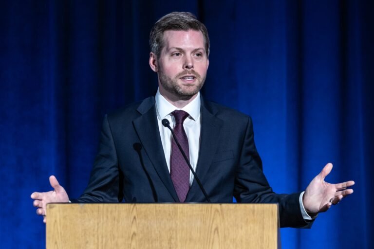 FCC Space Bureau deputy takes the reins amid licensing overhaul