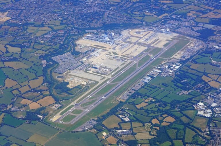 Gatwick Airport’s second runway challenge dismissed in court Gatwick Airport