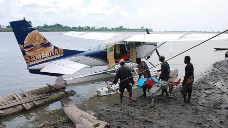 Samaritan Aviation amphibious floatplane operating as an emergency medical transport