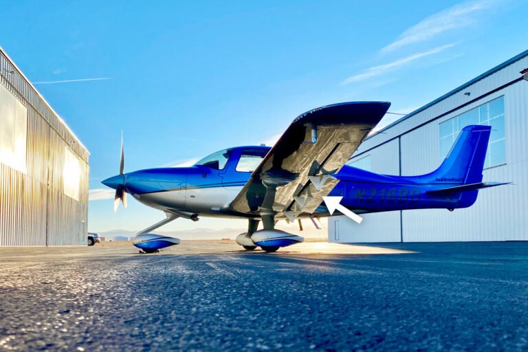 How The 4 Types Of Aircraft Flaps Work