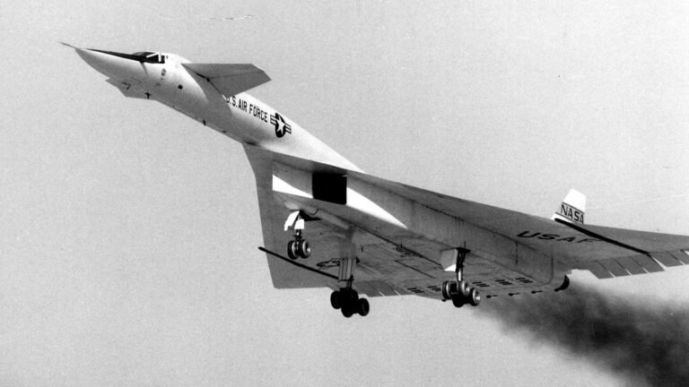 Jets im Geschwindigkeitsrausch: Die 10 schnellsten Flugzeuge der Welt Jets im Geschwindigkeitsrausch: Die 10 schnellsten Flugzeuge der Welt