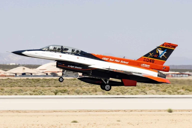 Lockheed demonstrates AI-controlled fighter intercepts using live sensor data Air Data News