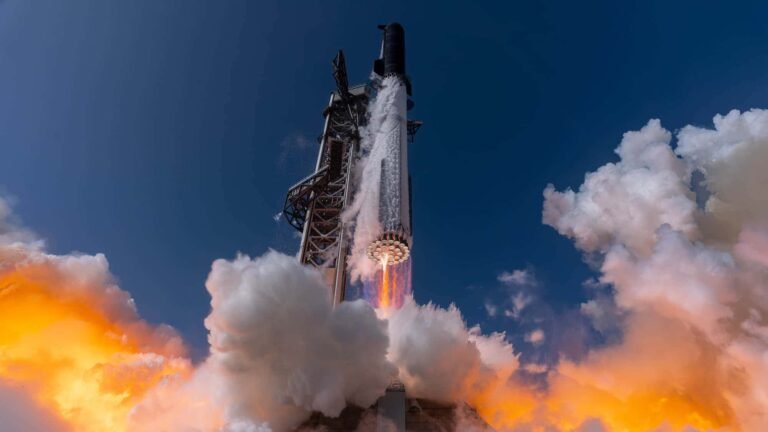 Musk plant ab 2027 tägliche Starship-Starts Eine russische Su-57 vor dem Start.