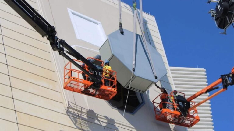 RTX’s Raytheon completes installation of first SPY‑6(V)4 array at Wallops Island test site RTX’s Raytheon completes installation of first SPY‑6(V)4 array at Wallops Island test site