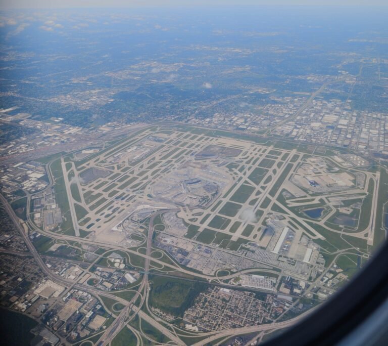 Schedule Padding Is How Airlines Grade Airports |