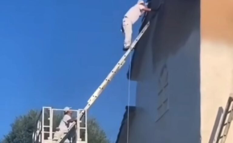 Scissor and ladder solution | Vertikal.net Scissor and ladder solution | Vertikal.net