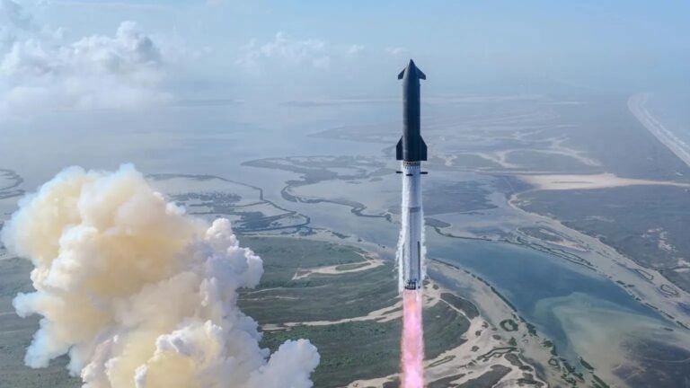 SpaceX’s Falcon 9 Phaseout Could Have Ripple Effect for Pilots SpaceX Starship rocket
