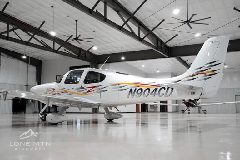 2006 Cirrus SR22 G2 [Credit: Lone Mountain Aircraft]