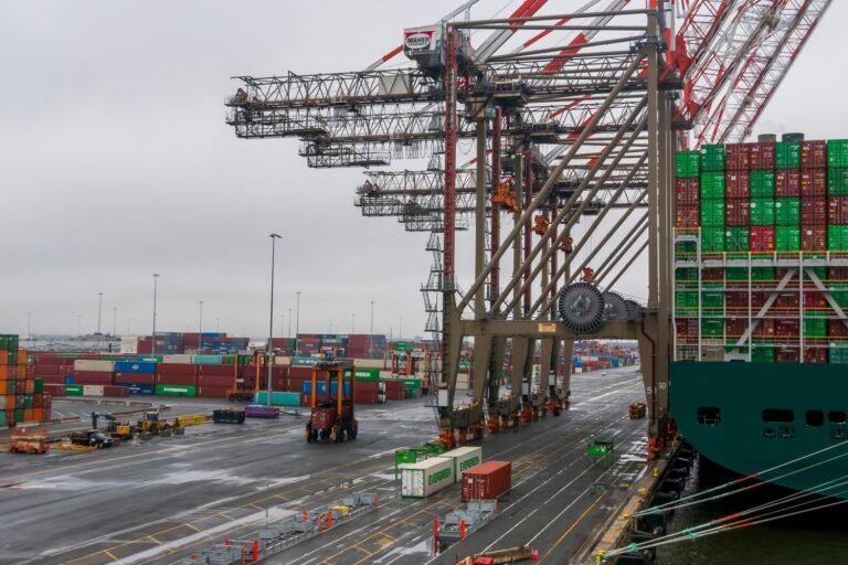 US retailers downgrade July import forecast, but see healthier year-end Journal of Commerce Logo