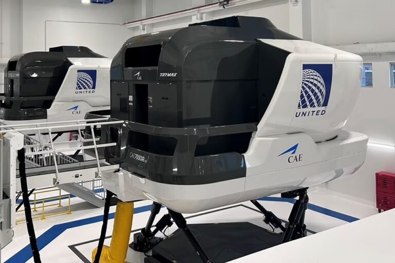United adds 40 CAE simulators at Denver training center