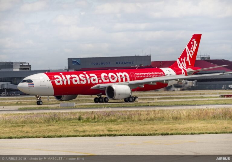A330 900 Thai AirAsia X MSN1901 Taxiing scaled