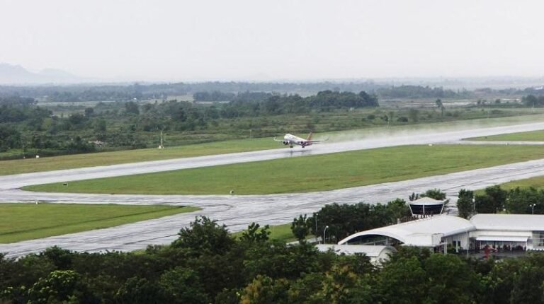 Vaisala confirms €25m Indonesian airport weather project Vaisala confirms €25m Indonesian airport weather project.