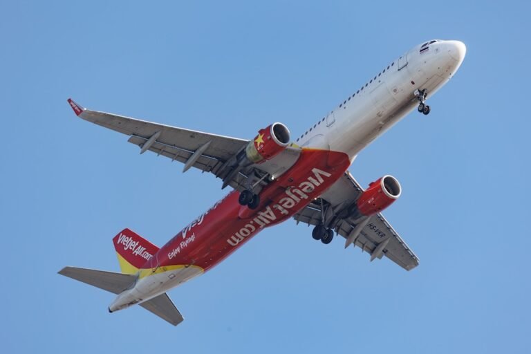 Vietjet Air Cargo selects Group Concorde for Japan and Indonesia Vietjet Airbus A321 sorao.211-Shutterstock.com-shutterstock_2692200119