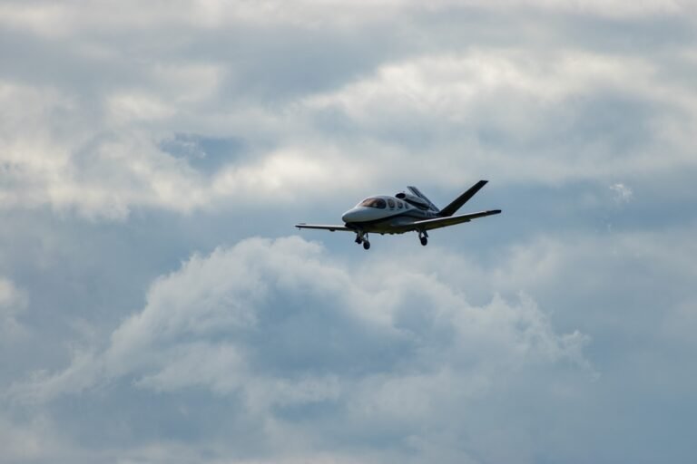 Vision Jet Damaged In Idaho Takeoff Accident Vision Jet Damaged In Idaho Takeoff Accident