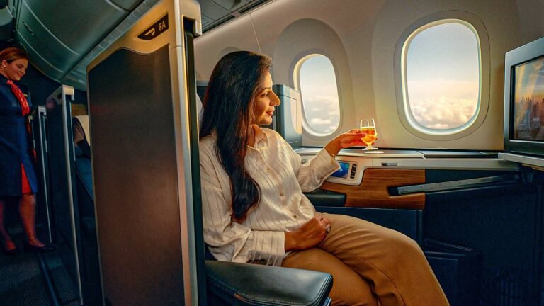 5 Things Business Class Passengers Do That Economy Passengers Never Notice