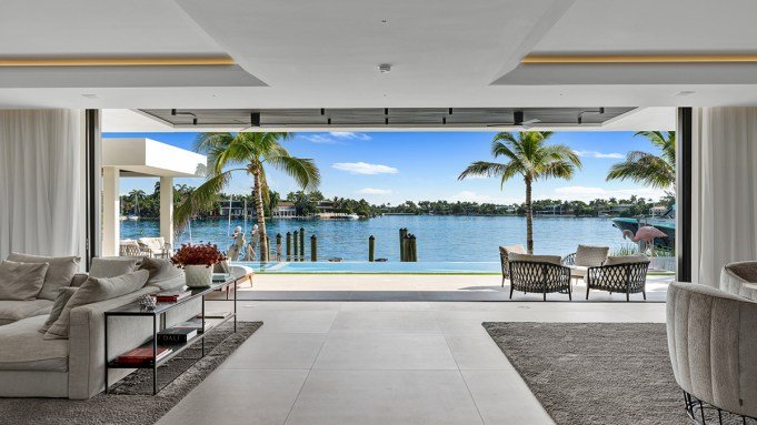 A Waterfront Miami Beach Mansion Designed by Kobi Karp Asks $42 Million A Waterfront Miami Beach Mansion Designed by Kobi Karp Asks $42 Million