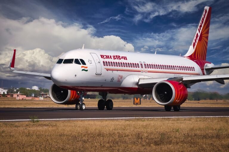 Air India A320neo lost all three hydraulic systems