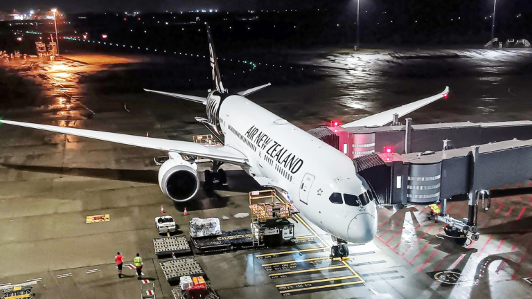 Air New Zealand’s Last Grounded Boeing 787 Just Left The Australian Desert After 9 Months Air New Zealand's Last Grounded Boeing 787 Just Left The Australian Desert After 9 Months