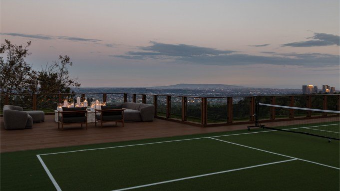 An Extravagant Beverly Hills Spec Mansion Lists for $35 Million An Extravagant Beverly Hills Spec Mansion Lists for $35 Million