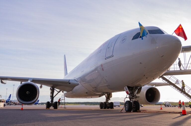 China Eastern selects WFS after resuming Stockholm flights Source WFS China Eastern Airlines has renewed its cargo handling contract with WFS at Stockholm Arlanda Airport