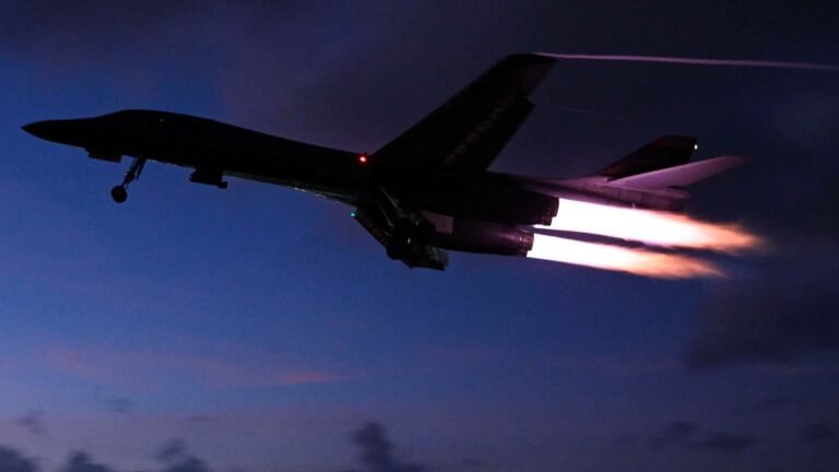 Der US-Bomber, der Donald Trump erschreckte Tiger ARH CMDS Trial