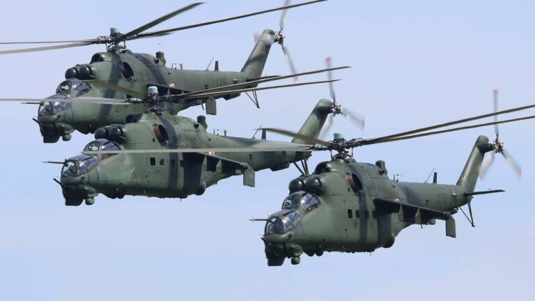 Die letzten Mi-24 der NATO Mil Mi-24 der polnischen Streitkräfte in Aktion.
