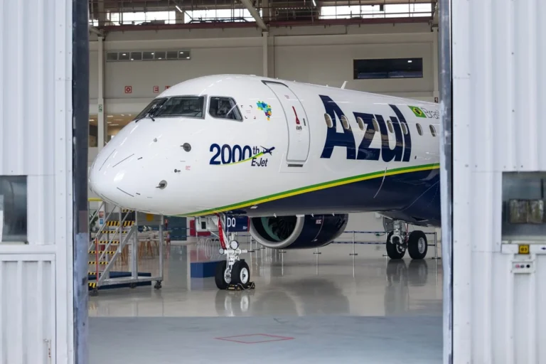 Embraer E-Jets reach 2,000 deliveries, joining world’s three largest commercial jet families Air Data News