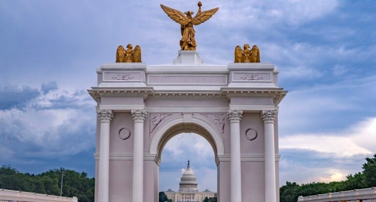 FAA Clears Trump Arch, With Pilot-Visibility Requirements FAA Clears Trump Arch, With Pilot-Visibility Requirements