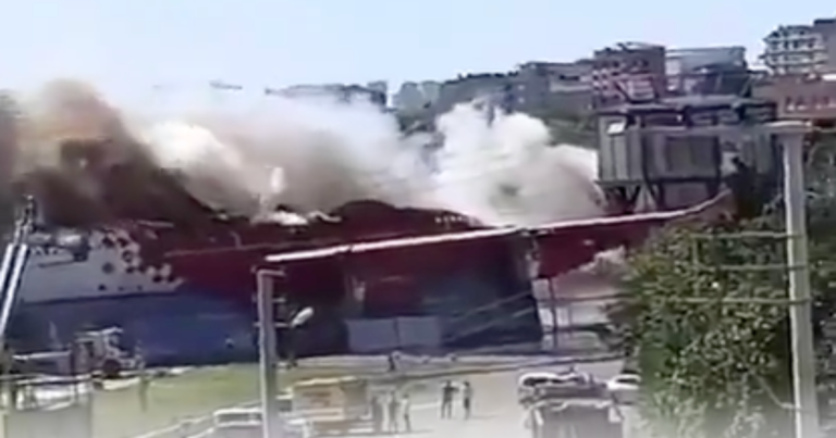 Feuer zerstört Airbus A340 von Turkish Airlines, der der Verschrottung entging Feuer zerstört Airbus A340 von Turkish Airlines, der der Verschrottung entging
