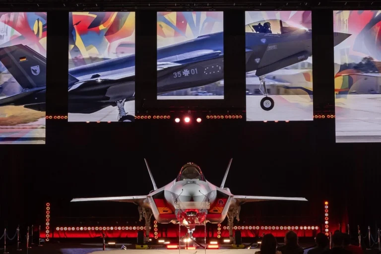 Germany’s first F-35A presented as Berlin weighs future fighter options Air Data News