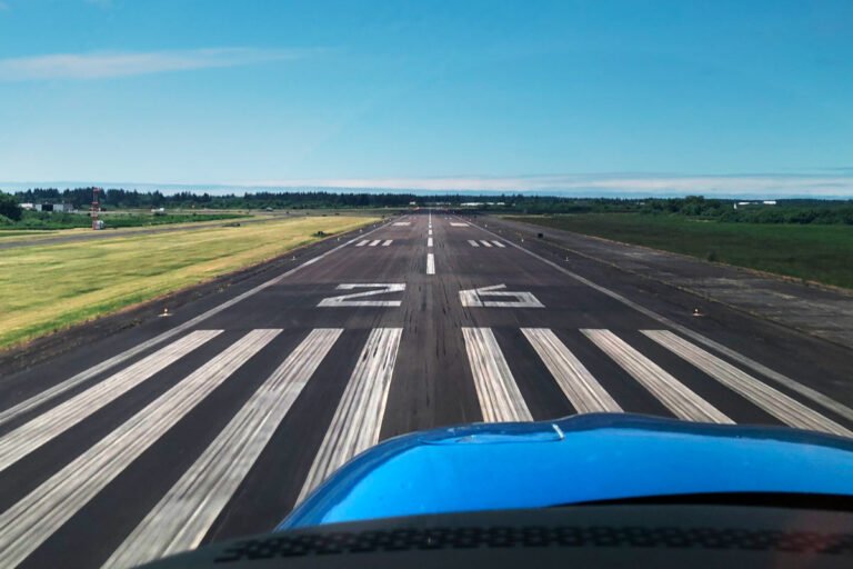 How To Use The Jeppesen 10-9 Airport Page How To Use The Jeppesen 10-9 Airport Page