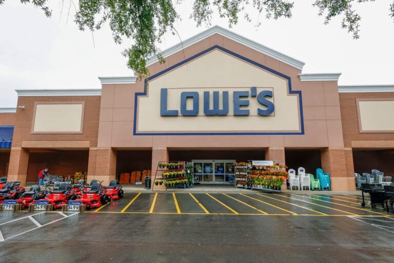 Lowe’s Drone Delivery Launches With Wing and DoorDash