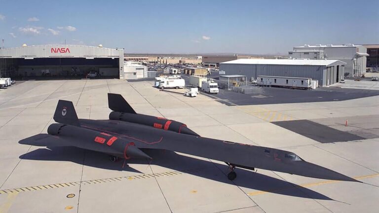 NASA Asked Several Former SR-71A Staffers To Help Secret Restart SR-71A on display