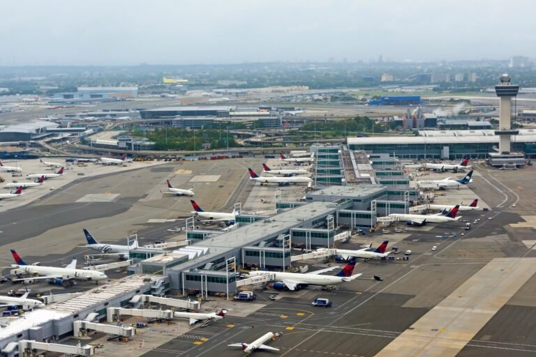 New York flights disrupted by ATC communications failure New York flights disrupted by ATC communications failure