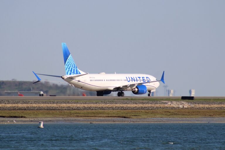 Nor’easter triggers hundreds of flight cancelations in US Nor’easter triggers hundreds of flight cancelations in US